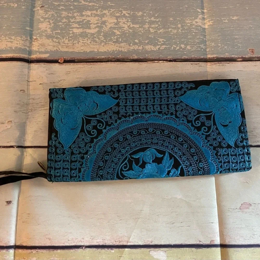 N/A butterfly embroidered